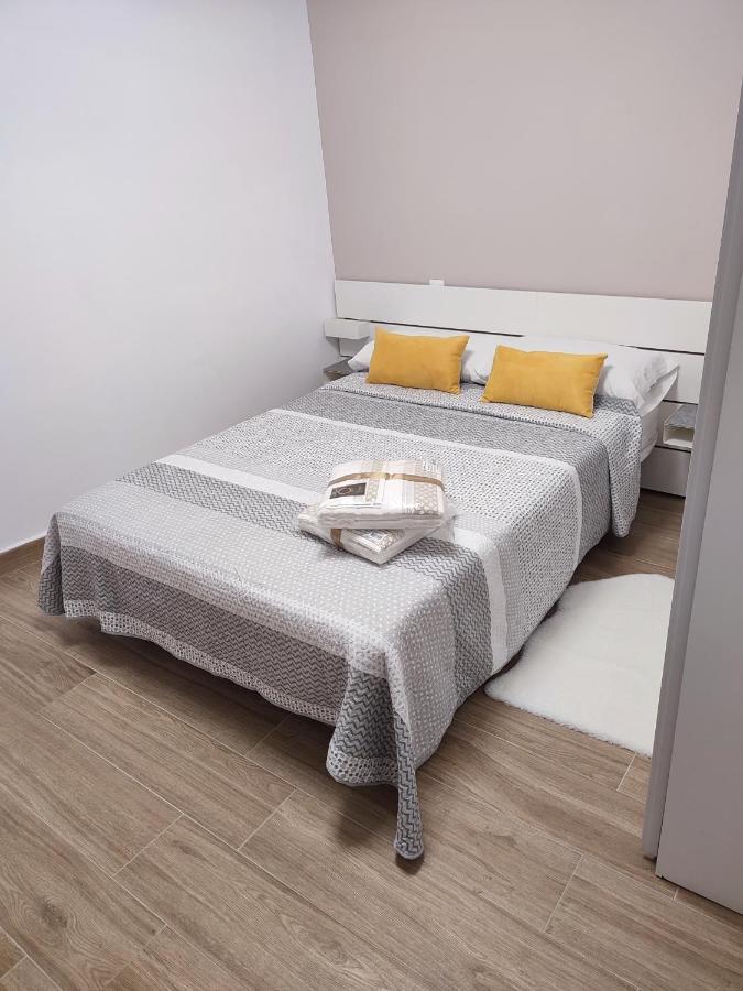 Baj - Apartamentos En Playa Bajondillo, Torremolinos Bagian luar foto