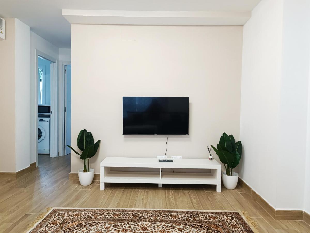 Baj - Apartamentos En Playa Bajondillo, Torremolinos Bagian luar foto
