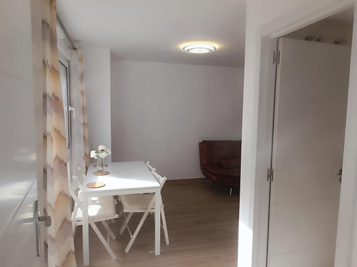 Baj - Apartamentos En Playa Bajondillo, Torremolinos Bagian luar foto