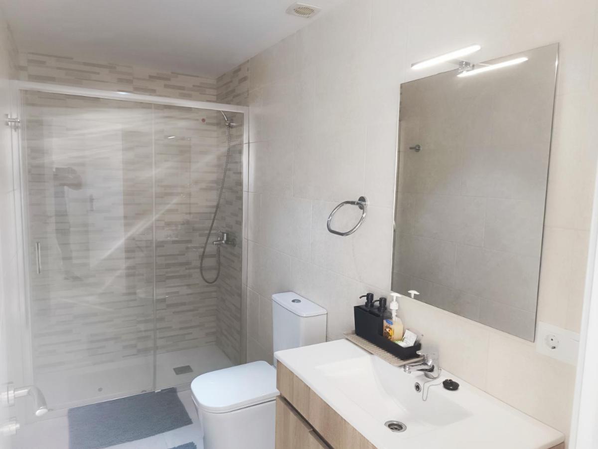 Baj - Apartamentos En Playa Bajondillo, Torremolinos Bagian luar foto